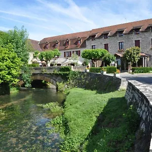 Hotell Logis - De L'ile - 3 Etoiles Et Restaurant